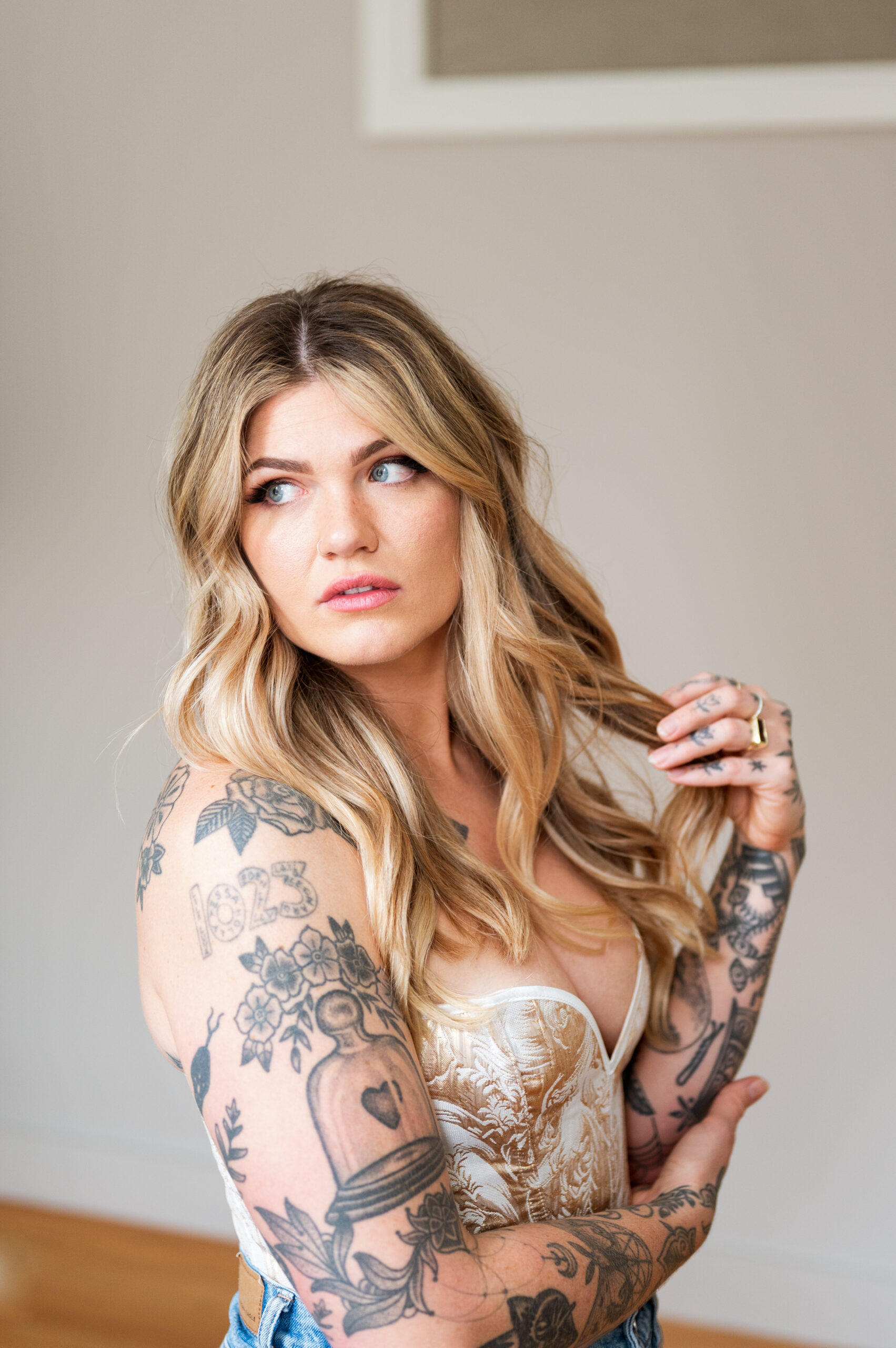 Zira Lyons - Akari Salon & Spa